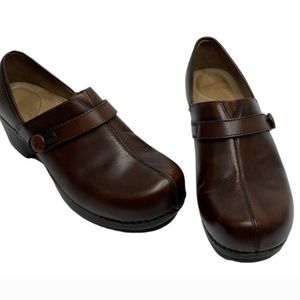 Dansko Brown Leather Clogs - size 41/US 10.5-11